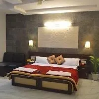 Amanda Hotel Tara Grand Agra   Agra (Uttar Pradesh)