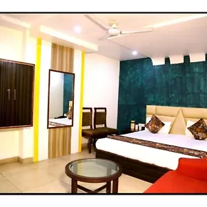 Kirandeep Agra Agra (Uttar Pradesh)